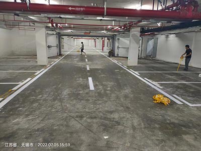 無錫地下車庫(kù)劃線_無錫停車場(chǎng)劃線找江蘇中穎